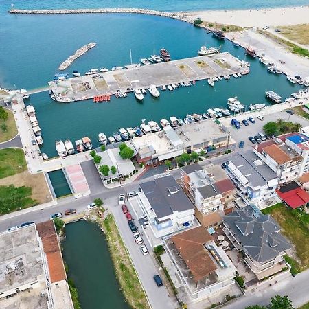 Apartments Nera Paralia-Apartment With Sea View מראה חיצוני תמונה
