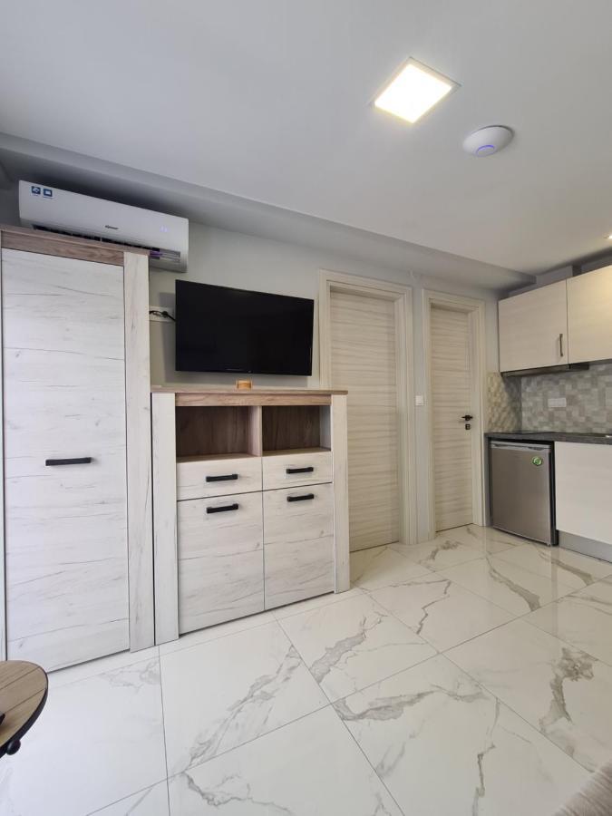 Apartments Nera Paralia-Apartment With Sea View מראה חיצוני תמונה