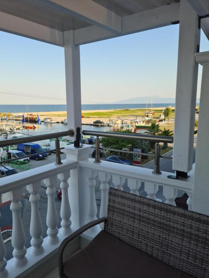 Apartments Nera Paralia-Apartment With Sea View מראה חיצוני תמונה