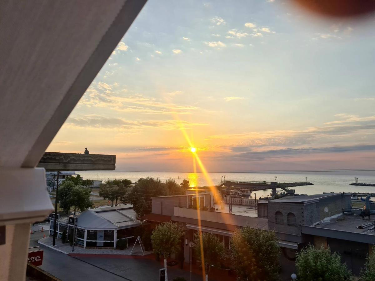 Apartments Nera Paralia-Apartment With Sea View מראה חיצוני תמונה